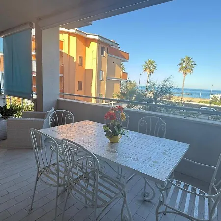 Apartment Sea Colors