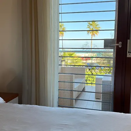 Apartment Sea Colors *